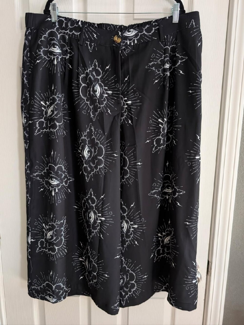 Dressed In LALA Black Floral-Print Wide Leg Pants - Picture 7 of 7
